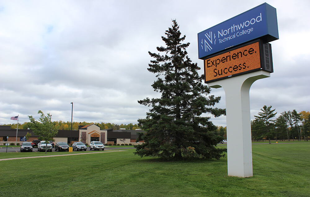Exterior sign for Northwood Technical College that says, 